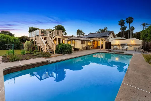 1745 Tamarack Ave, Carlsbad, CA 92008