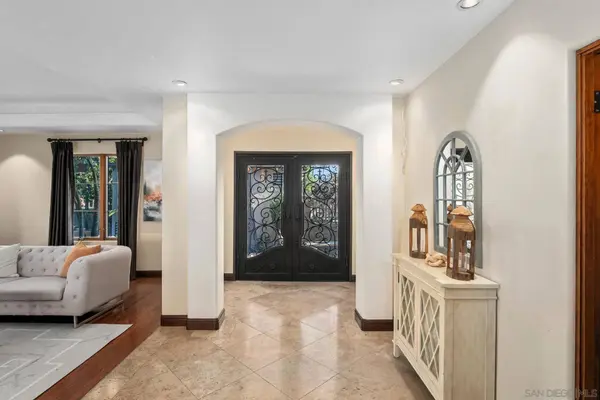 4915 Eyrie Rd, San Diego, CA 92116