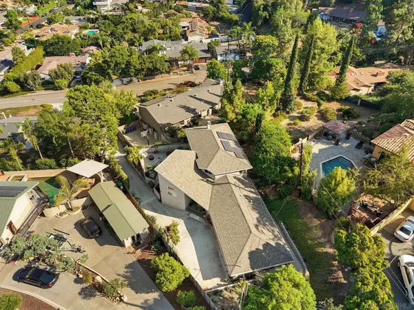 10164 Vivera Dr, La Mesa, CA 91941