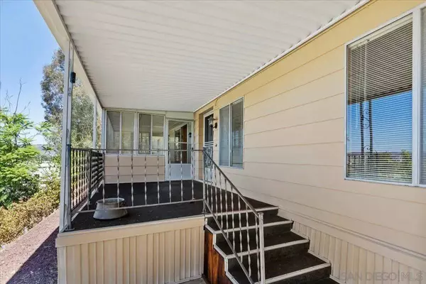 8712 N Magnolia Ave #SPC 289, Santee, CA 92071