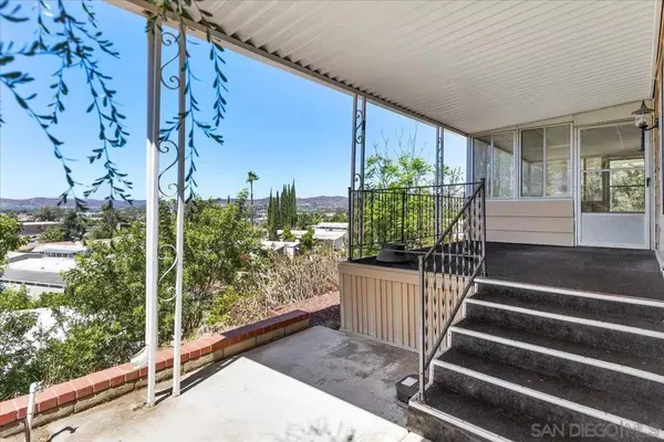 8712 N Magnolia Ave #SPC 289, Santee, CA 92071