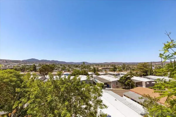 8712 N Magnolia Ave #SPC 289, Santee, CA 92071