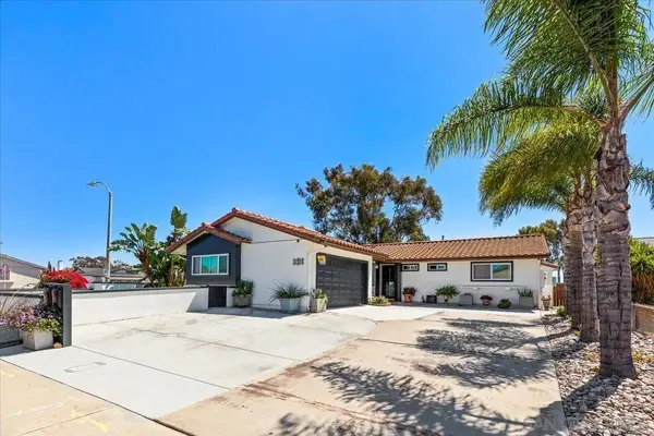 3755 Holiday Ct, Chula Vista, CA 91911