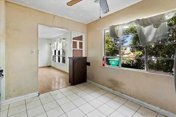 6837 Celia Vista Dr, San Diego, CA 92115