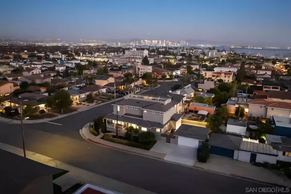 1525 Willow St, San Diego, CA 92106