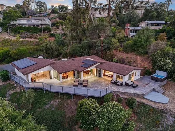 5030 Helix Ter, La Mesa, CA 91941