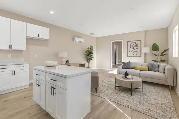 430 S 33rd St, San Diego, CA 92113