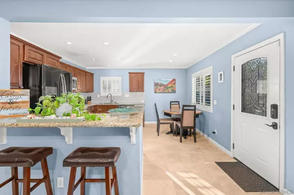 1733 Hornblend St, San Diego, CA 92109