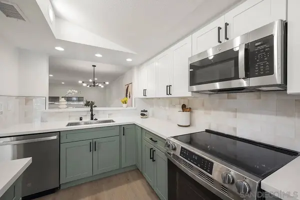 3631 Mission Mesa Way, San Diego, CA 92120