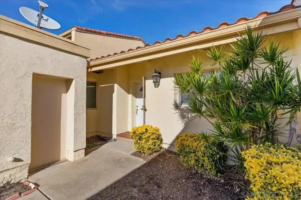 17407 Port Marnock Dr, Poway, CA 92064