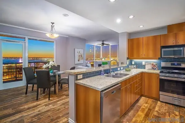 300 W Beech St #1003, San Diego, CA 92101