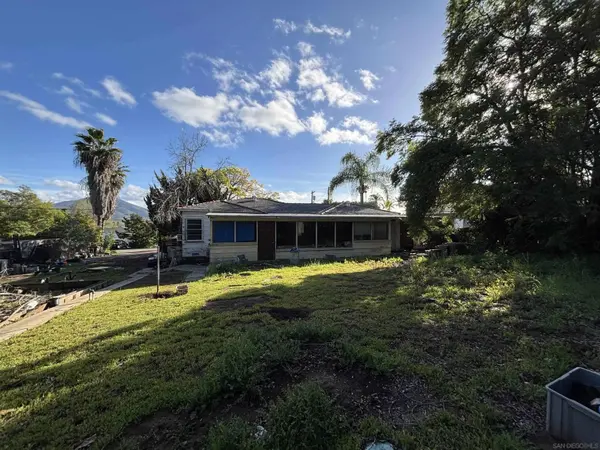 10764 Challenge Blvd, La Mesa, CA 91941