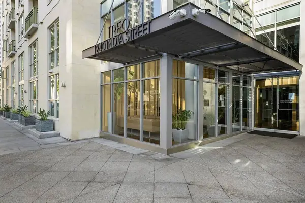 1240 India St #703, San Diego, CA 92101