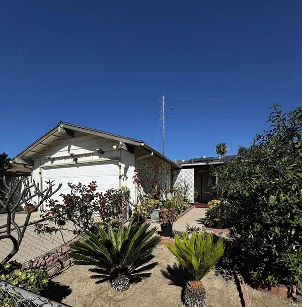 7420 Prairie Mound Way, San Diego, CA 92139