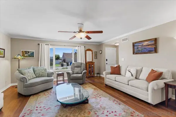 12938 Yankton, Poway, CA 92064