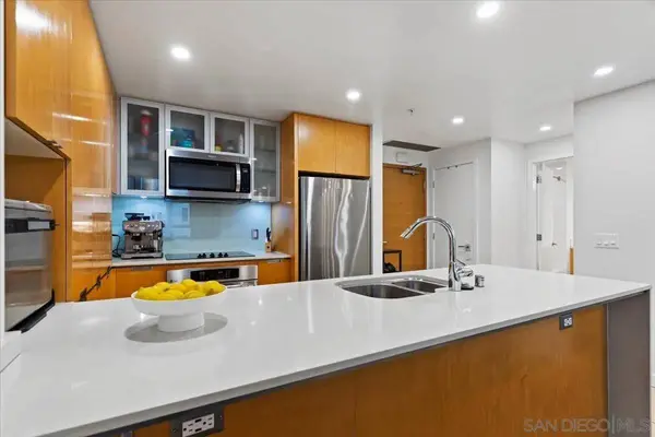 1441 9th Ave #402, San Diego, CA 92101