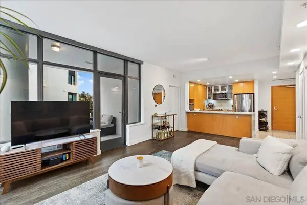1441 9th Ave #402, San Diego, CA 92101
