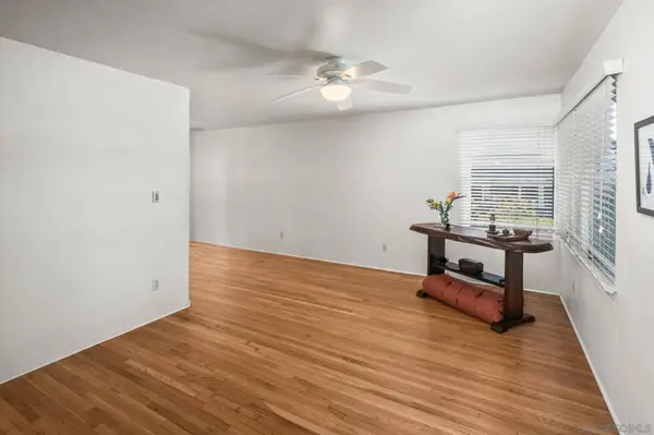 2045-47 Felspar St, San Diego, CA 92109