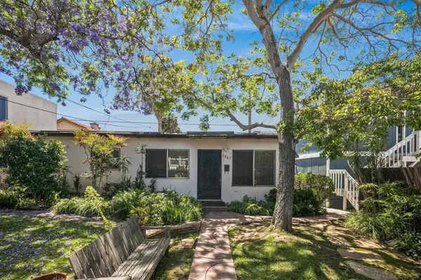 2045-47 Felspar St, San Diego, CA 92109