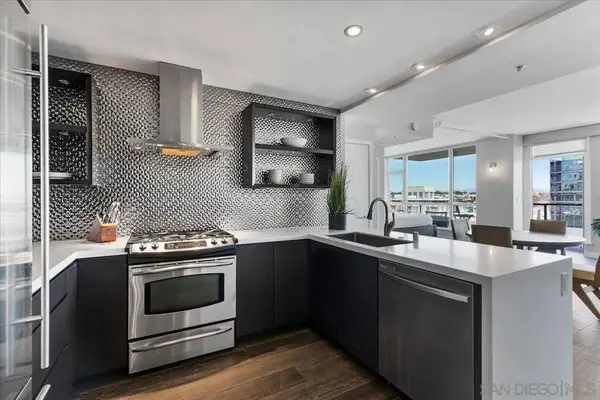 325 7th Ave #1602, San Diego, CA 92101