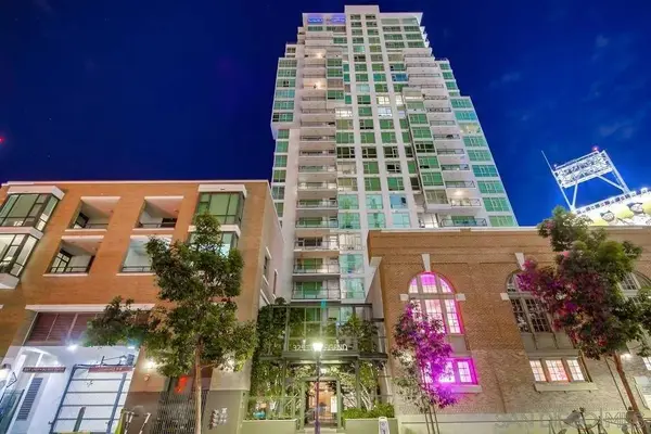 325 7th Ave #1602, San Diego, CA 92101