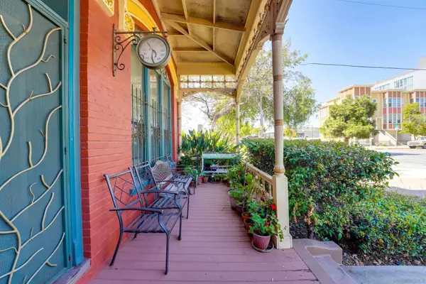 906 A, National City, CA 91950