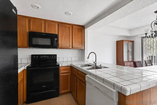 10424 Ridgewater Ln, San Diego, CA 92131