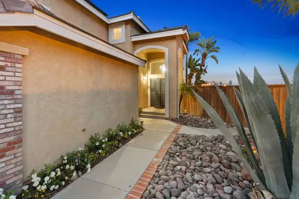 13515 Essence Rd, San Diego, CA 92128