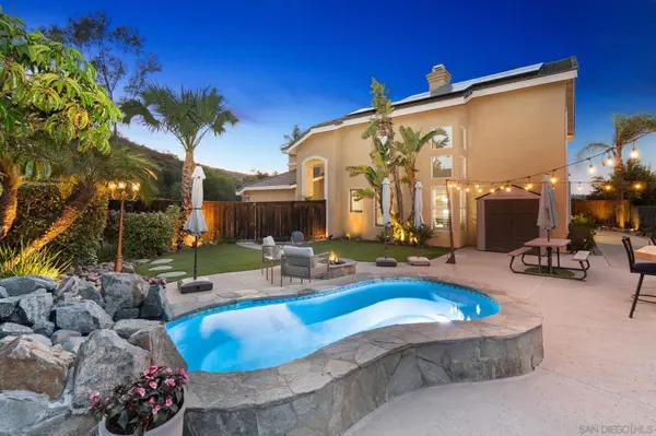 13515 Essence Rd, San Diego, CA 92128