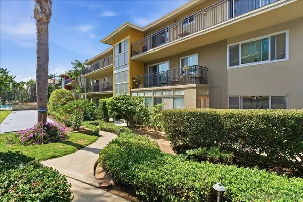 5367 La Jolla #Unit 52, La Jolla, CA 92037