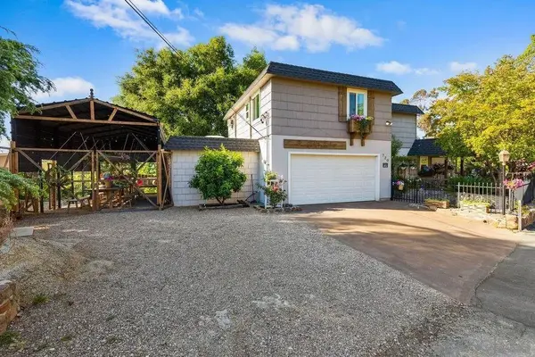 720 Sky Mountain Lane, Alpine, CA 91901