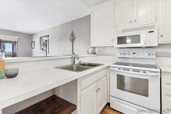 6924 Hyde Park #104, San Diego, CA 92119