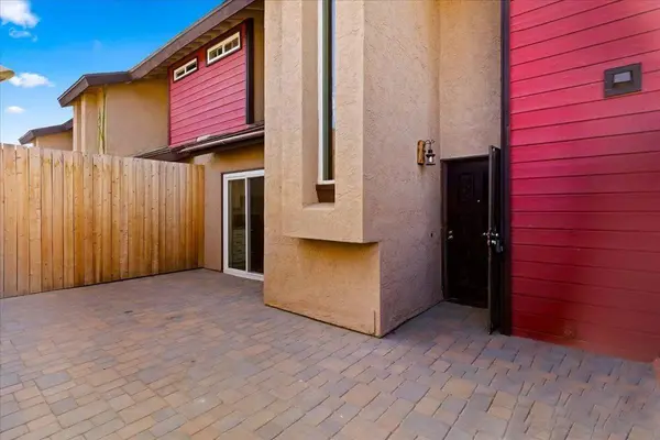 140 E El Norte Pkwy #3, Escondido, CA 92026