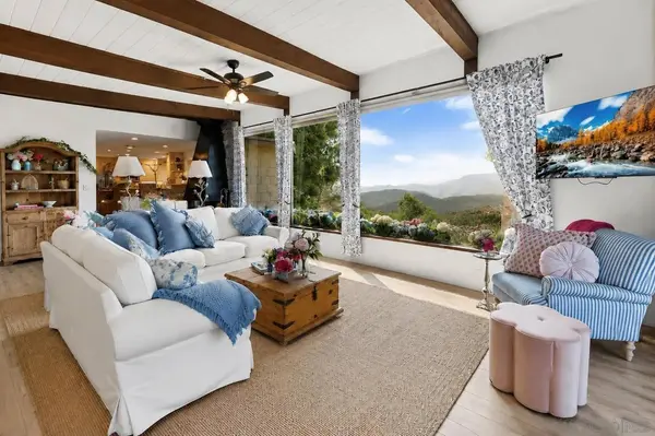 720 Sky Mountain Lane, Alpine, CA 91901