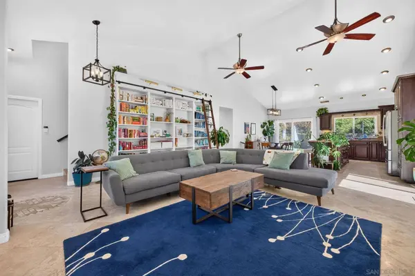 4531 Lisann St, San Diego, CA 92117