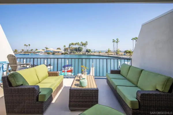 8 Antigua Ct, Coronado, CA 92118