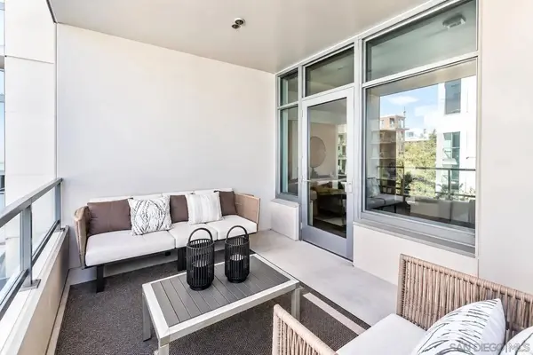 1441 9th Ave #402, San Diego, CA 92101