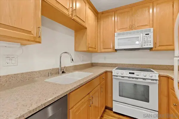 6350 Genesee Ave #220, San Diego, CA 92122