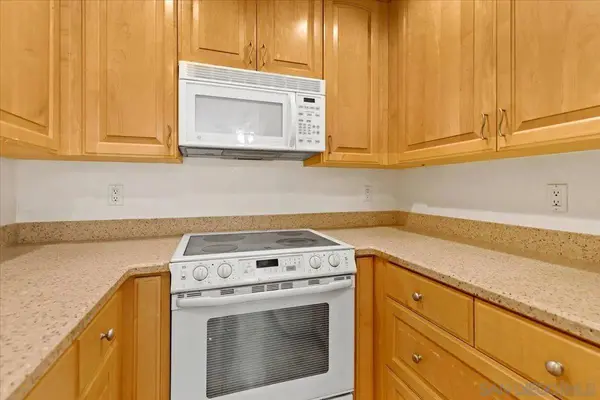 6350 Genesee Ave #220, San Diego, CA 92122
