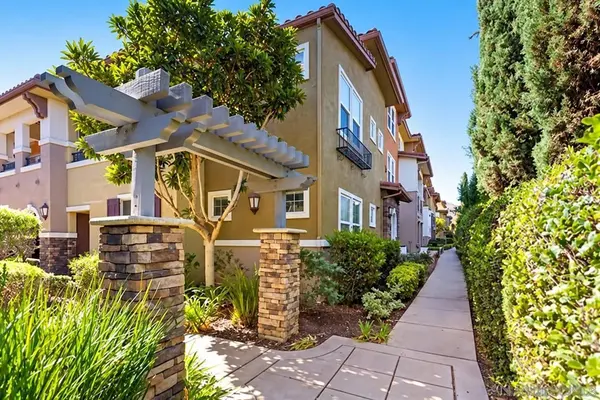 52 Via Sovana, Santee, CA 92071
