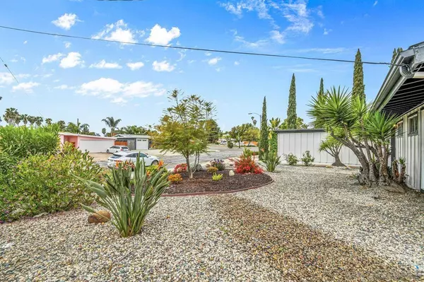 6373 Lake Albano Ave, San Diego, CA 92119