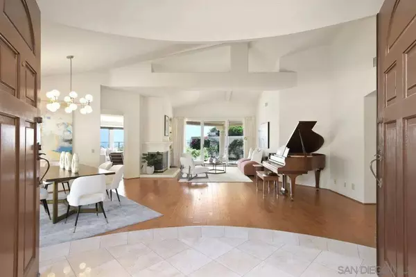 1483 Caminito Diadema, La Jolla, CA 92037