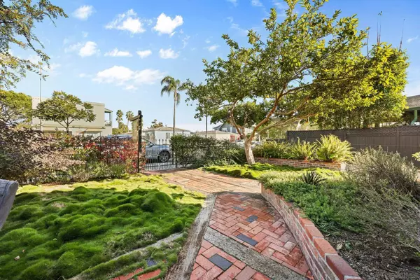 1930 30Th St, San Diego, CA 92102