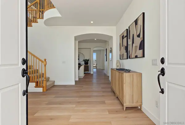 13769 Shoal Summit Drive, San Diego, CA 92128