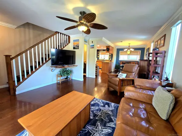 3050 Macaulay, San Diego, CA 92106