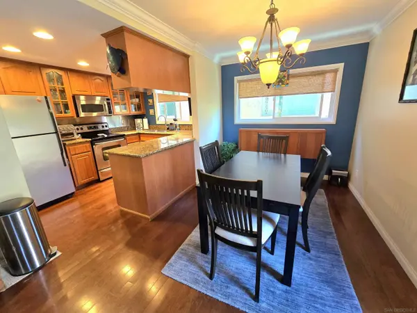 3050 Macaulay, San Diego, CA 92106