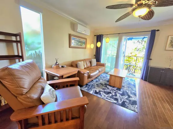 3050 Macaulay, San Diego, CA 92106