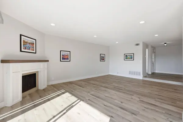 6907 Caminito Entrada, San Diego, CA 92119