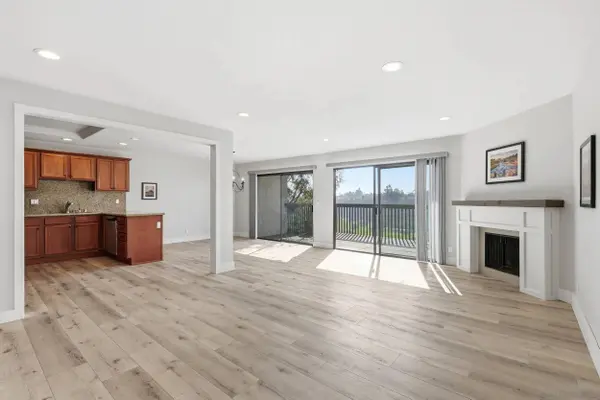 6907 Caminito Entrada, San Diego, CA 92119