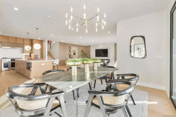 2113 2115 Frankfort St, San Diego, CA 92110